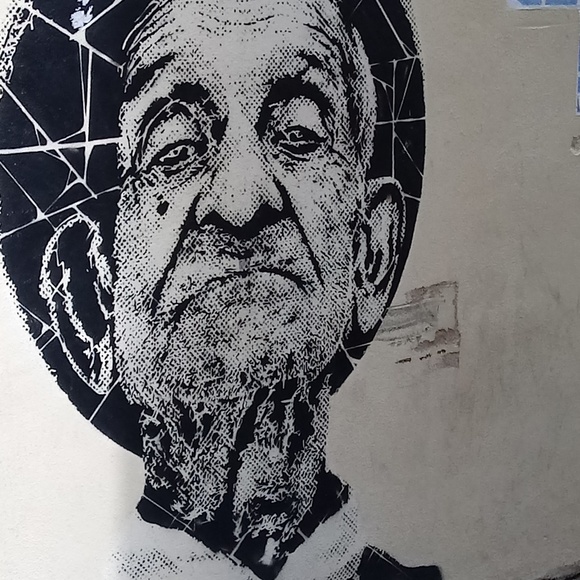 Meet your Posher, Andrew - Picture 1 of 1